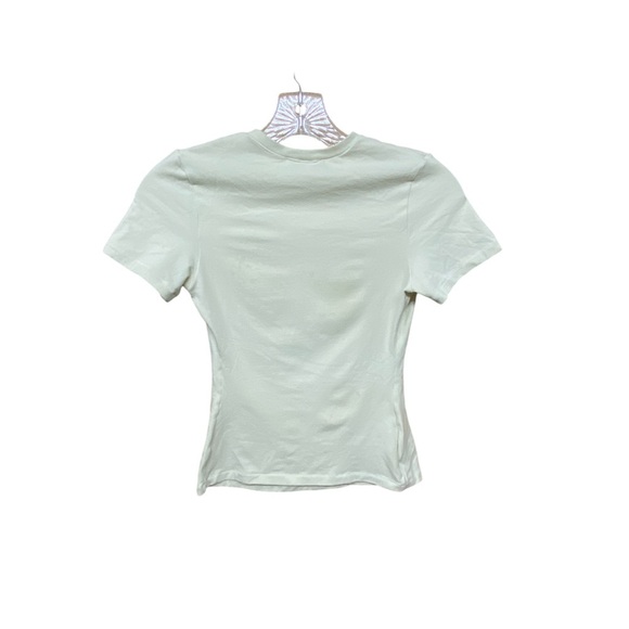 SKIMS short sleeve off white top size small / petite - Picture 2 of 6